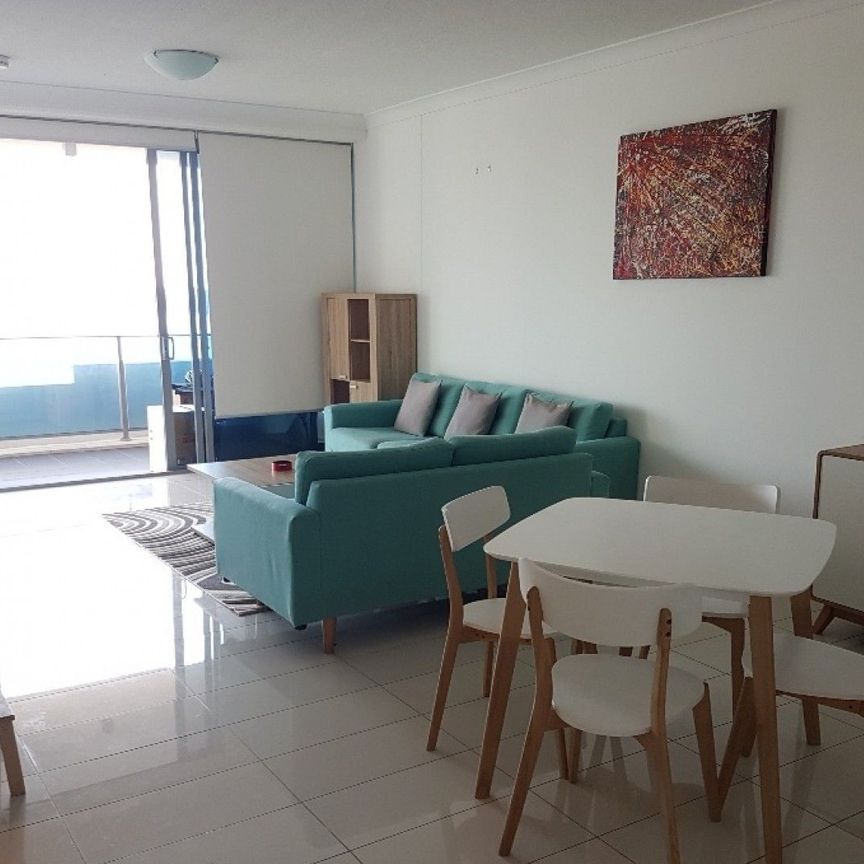 Spacious 2-Bedroom Apartment with Water Views in the Heart of Labrador - Photo 1