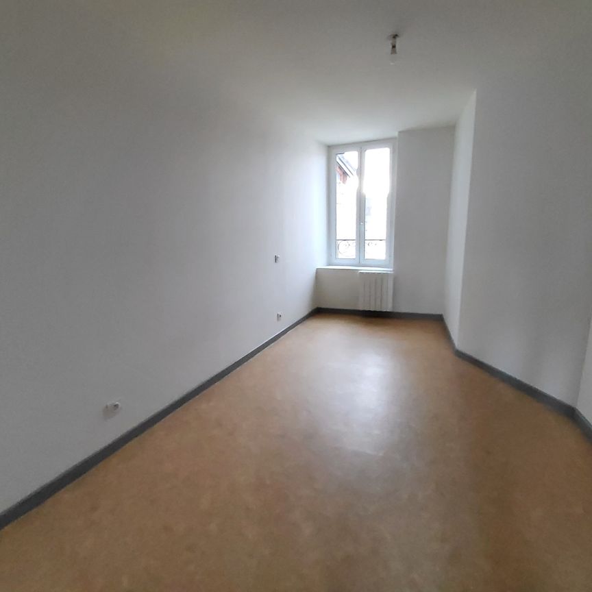 Location Appartement 2 pièces 38m² ST RAMBERT D ALBON 26140 - Photo 1