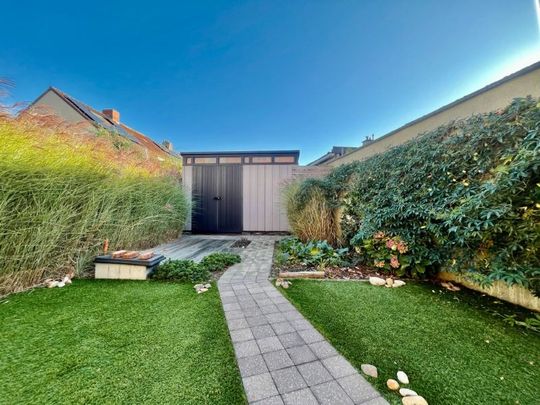 Charmante en gunstig gelegen woning te huur in Sint-Amandsberg - Photo 1