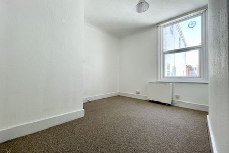 Rowlands Road - Photo 2