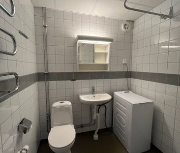 Eriksbergsvägen, Katrineholm - Photo 2