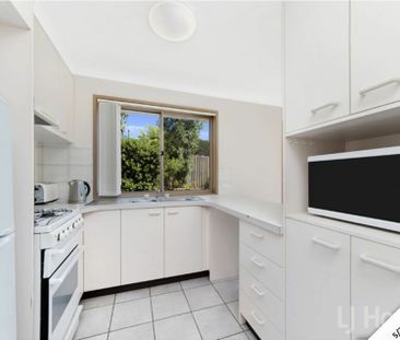 Two Bedroom Single Level Townhouse - Photo 3