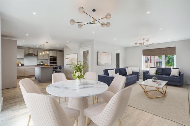 4 bedroom detached house to rent - Photo 1