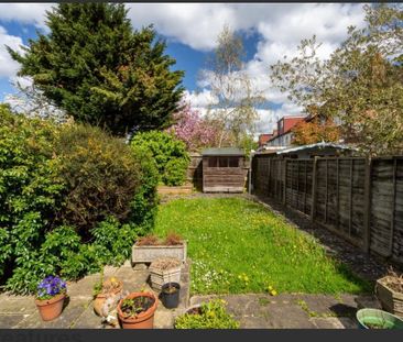 Room in a Shared House, Crown Lane, SM4 - Photo 4