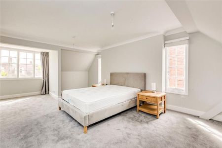 5 bedroom detached house to rent - Photo 2