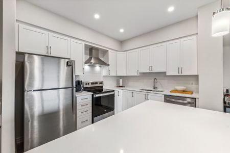 For Lease - 28 Verglas Lane, Orleans - Convent Glen and Area, Ontario - Photo 2