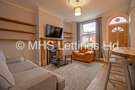 2 Bedroom Mid Terraced House for rent in Haddon Place - Photo 4