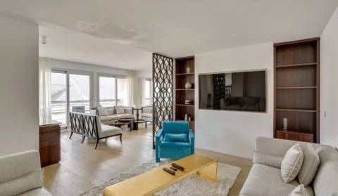 Rental Apartment - Photo 1