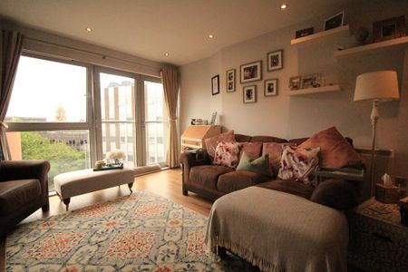 1 bedroom apartment to rent - Photo 2