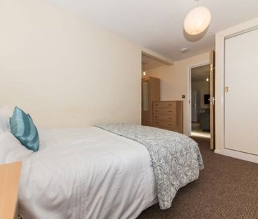 £722 p/w (£3,129 pcm) - Photo 5