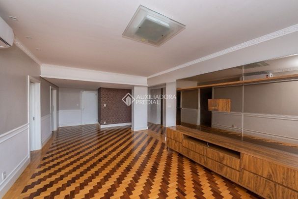 Apartamento com 4 quartos e 154m² para alugar em Independência, Porto Alegre. - Photo 1
