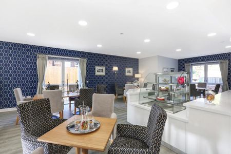 2 bedroom retirement property to rent - Photo 3