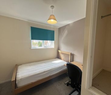 1 bedroom semi-detached house to rent - Photo 3