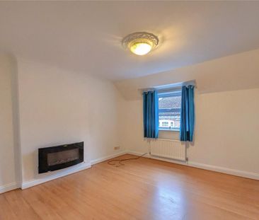 3 bedroom flat to rent - Photo 5