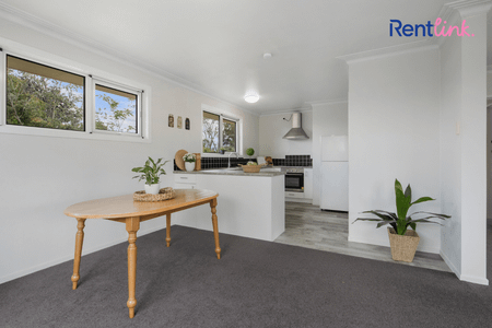 19 Binnie Road, Katikati - Photo 2