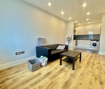 Prince Of Wales Road - Photo 2