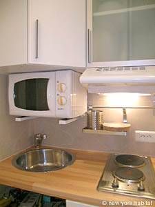 Logement à Paris, Location meublée - Photo 5