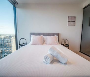 Lovely Fully Furnished One bedroom plus study apartment in Collin's... - Photo 3