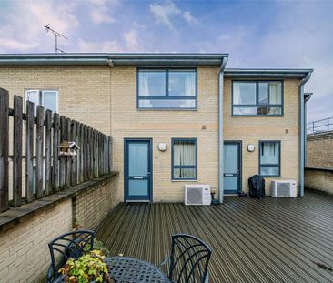 3 bedroom apartment to rent - Photo 3