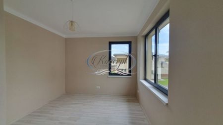Casa individuala la prima inchiriere, in Dezmir - Fotografie 4