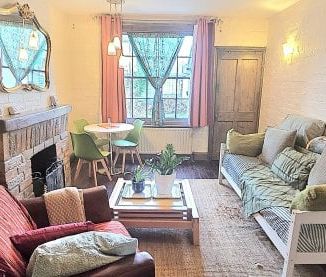 Southbury Road, Enfield EN1 1YF, Property for rent - Photo 5