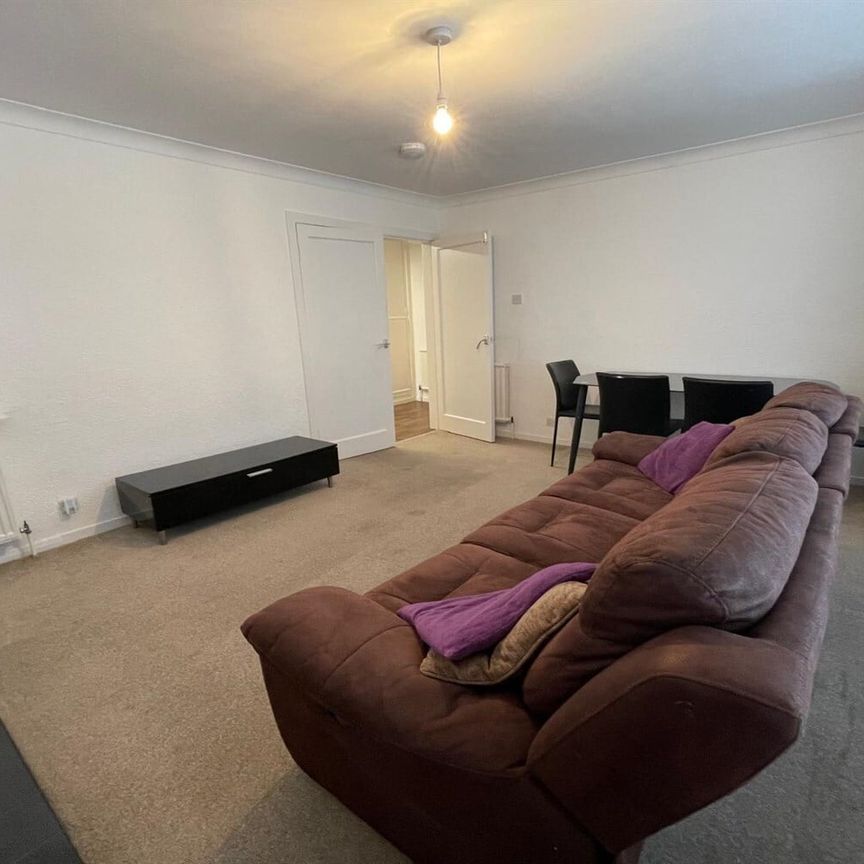 Gainsborough Court, Beeston, NG9 2HZ - Photo 1