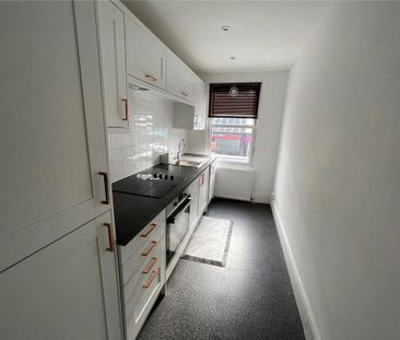 2 bedroom maisonette to rent - Photo 6