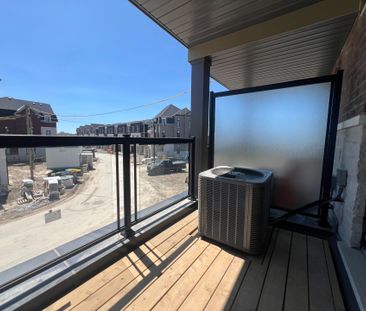 For Lease - 5951 Saigon Street, Mississauga, Ontario - Photo 6