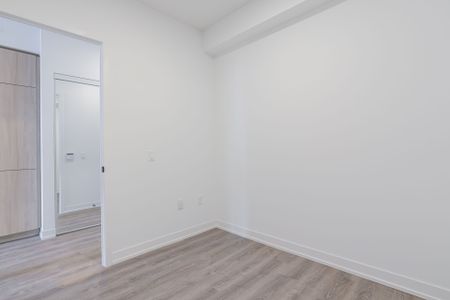 For Lease - 8 Interchange Way Unit# 4010, Vaughan, Ontario - Photo 2