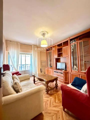 Piso de alquiler en Guerrilleros, Garrido Sur - Photo 2