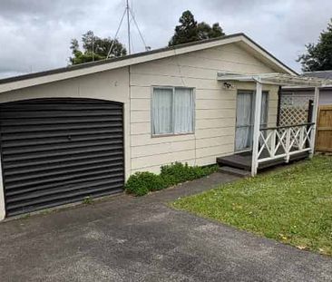 3-Bedroom Family Home in Onerahi - Photo 2