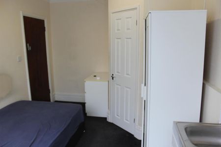 1 bedroom terraced house to rent - Photo 5