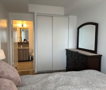 For Lease - 898 Portage, Master Bedrm Parkway Unit# 4002, Vaughan, ... - Photo 5