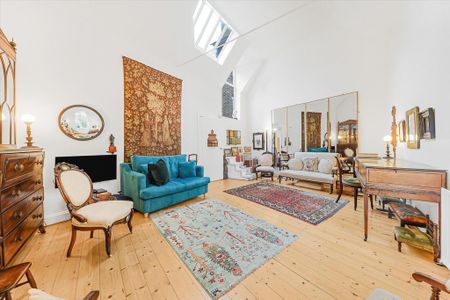 3 bedroom end of terrace house to rent - Photo 2