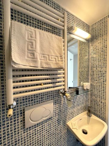 Studio Flat, Cartwright Gardens, WC1H - Photo 5
