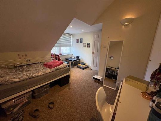 Church Road, Hove, BN3 - Photo 1