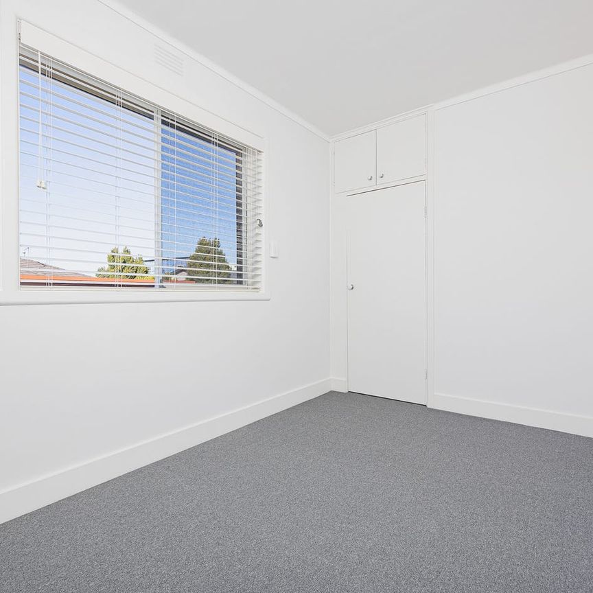 Beautifull Gem in Heart of Pascoe Vale! - Photo 1