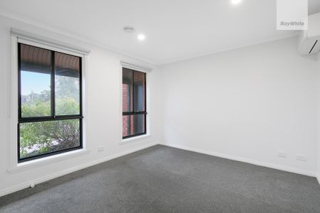 56 Sommeville Drive, Roxburgh Park VIC 3064 - House For Rent | Domain - Photo 3