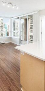 Studio 1/BA, Stainless-steel appliances, Situated in Vancouver! - Photo 3