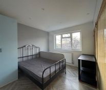 3 bed Maisonette for Rent - Photo 2