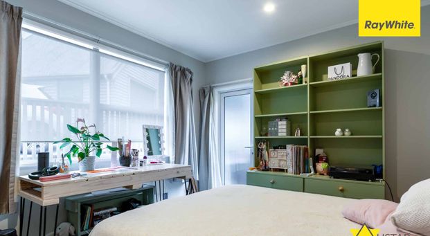 Experience the charm of this home nestled in the tranquil neighborhood of Titirangi. - Photo 1