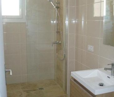 Location Appartement 3 pièces 64m² DRAGUIGNAN 83300 - Photo 5