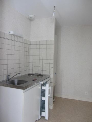Location Appartement 1 pièce 27m² USSEL 19200 - Photo 3