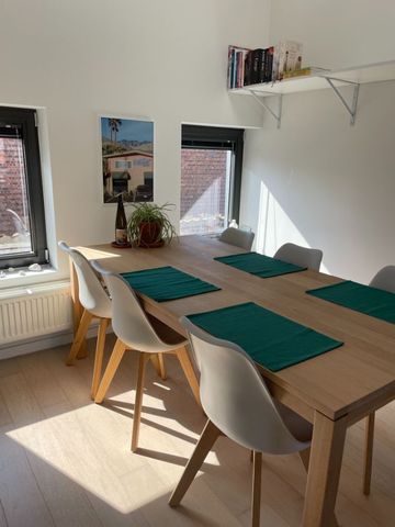 LOFTWONING - Photo 3