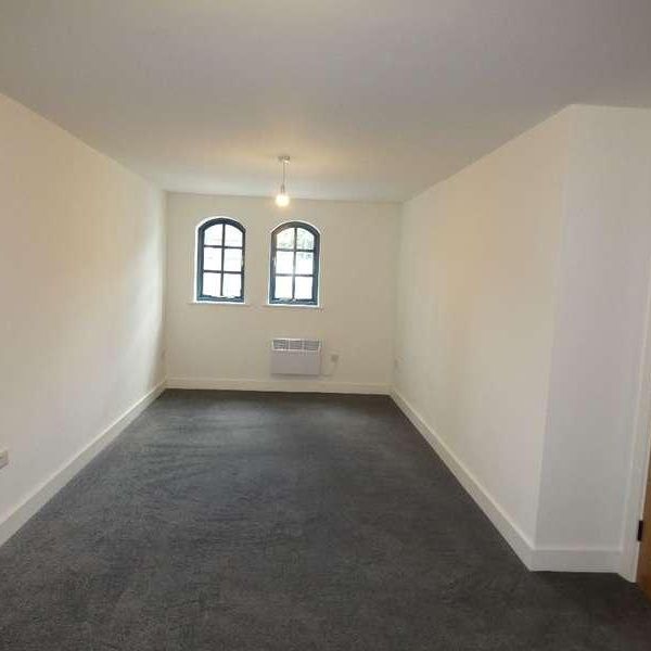 Lyons Grove Consort Street, ST4 - Photo 1