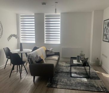 Broadway, Peterborough - Photo 1