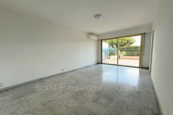 Location Appartement 1 pièce 24m² VILLENEUVE LOUBET 06270 - Photo 1