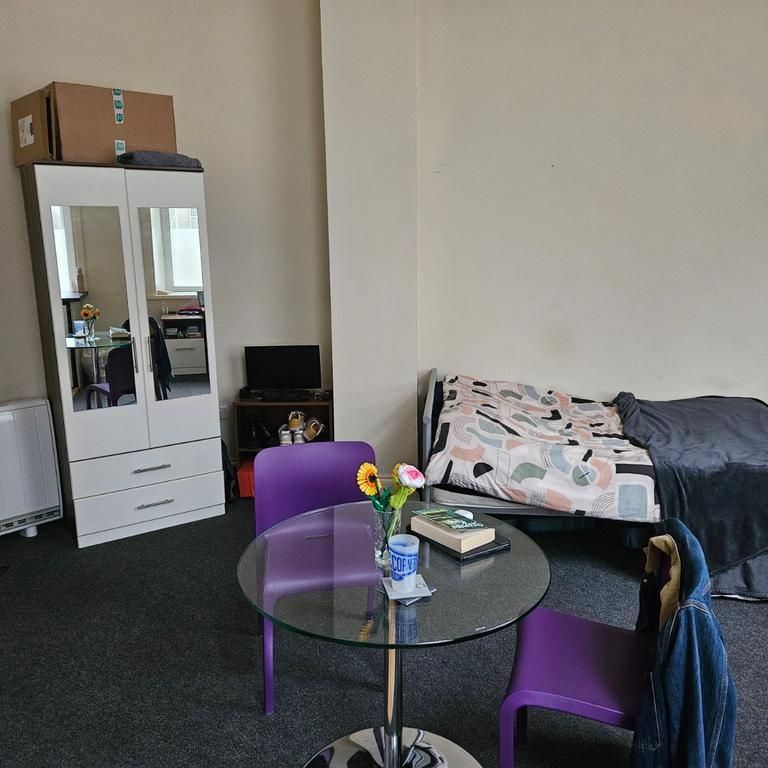 1 bedroom apartment to rent - Photo 1