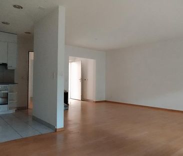 Ihr neues Zuhause in Urdorf - zentral, komfortabel und sonnig - Photo 2