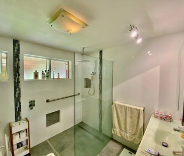 Charming Family Home - Photo 5